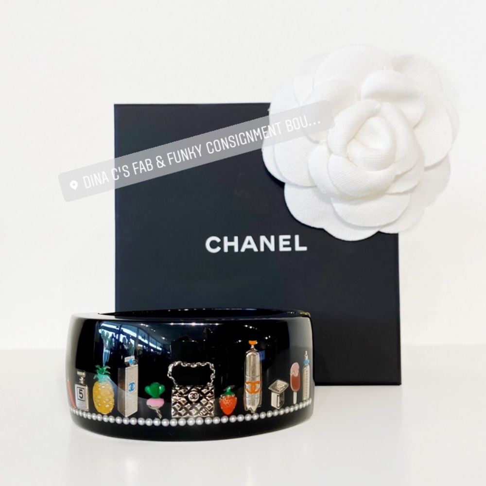 SOLD Authentic Chanel Supermarket Inclusion Bangle - Picture 2 of 10